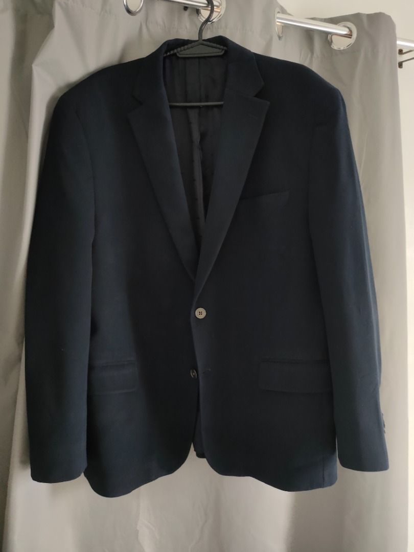 Michael Kors Navy Blazer - XL (Category: Coats, Jackets and Outerwear) located in Dasmarinas. Submitted by acesteve (Listing ID 1467756755, Image 1). Description: Size in inches: 24 width 31 length No issues or alterations Loc: Dasma Cavite MOP: Gcash.