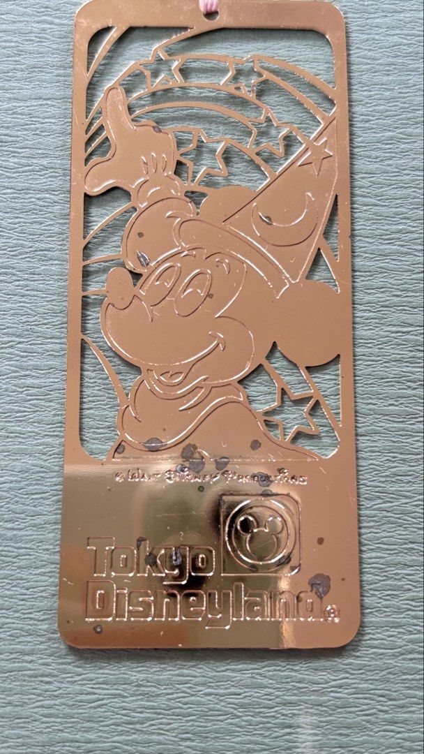 Mickey Mouse metal bookmark (Category: Vintage Collectibles) located in Calamba. Submitted by cur8d (Listing ID 1467650012, Image 2). Description: .