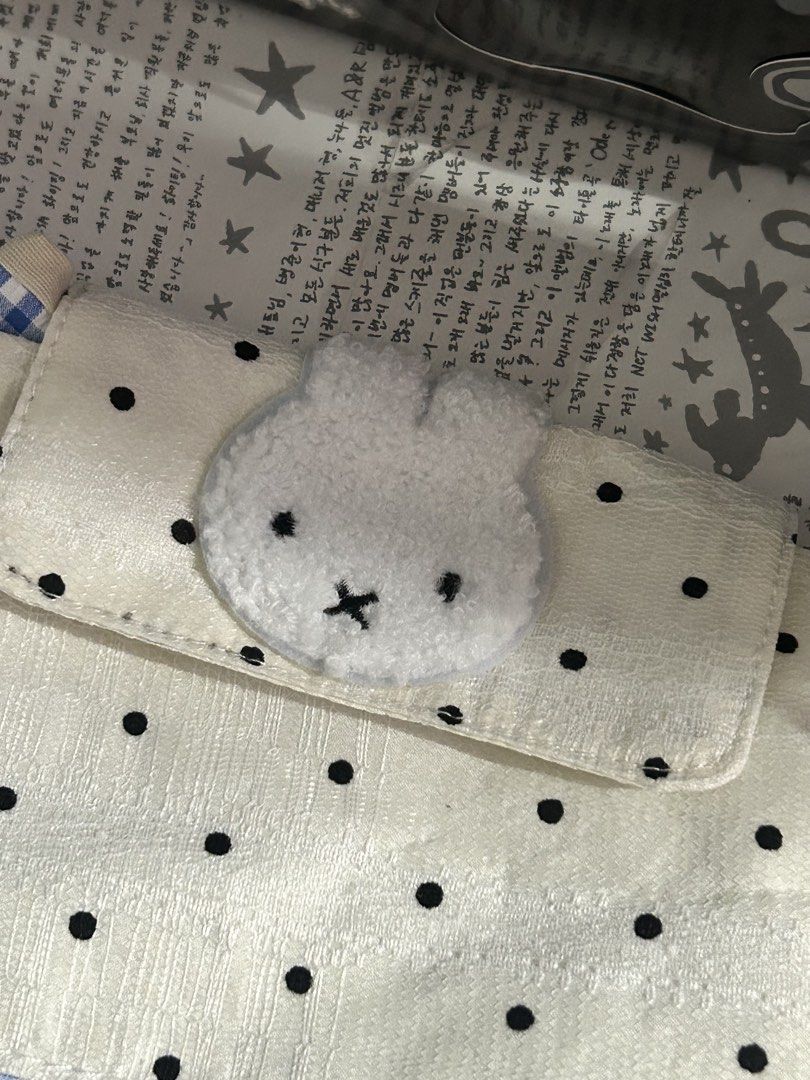 Miffy Pouch (Category: Purses & Pouches) located in Pasig City. Submitted by yushimycat (Listing ID 1467725216, Image 1). Description: please read: ⭑ size: small, type: cotton ⭑ miffy du/pe items only ⭑ unused, opened for photos only ⭑ onhand! good condi dop: payo or 3 days w 50% nrdp mop: gcash, maribank mod: direct jnt, sdd .