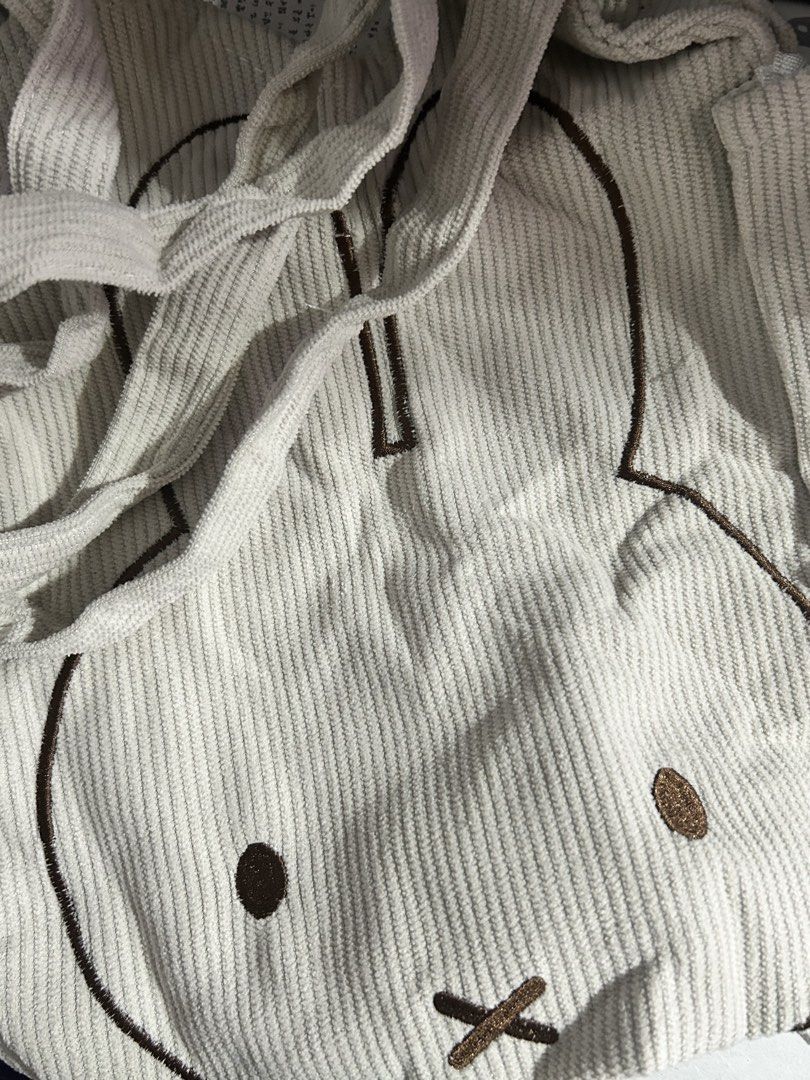 Miffy Tote Bag (Category: Tote Bags) located in Pasig City. Submitted by yushimycat (Listing ID 1467724010, Image 3). Description: please read: ⭑ type: corduroy ⭑ miffy du/pe items only ⭑ unused, opened for photos only ⭑ onhand! good condi mop: gcash, maribank mod: direct jnt, sdd ⭑ if inch you can dm me on X @intoyusion .