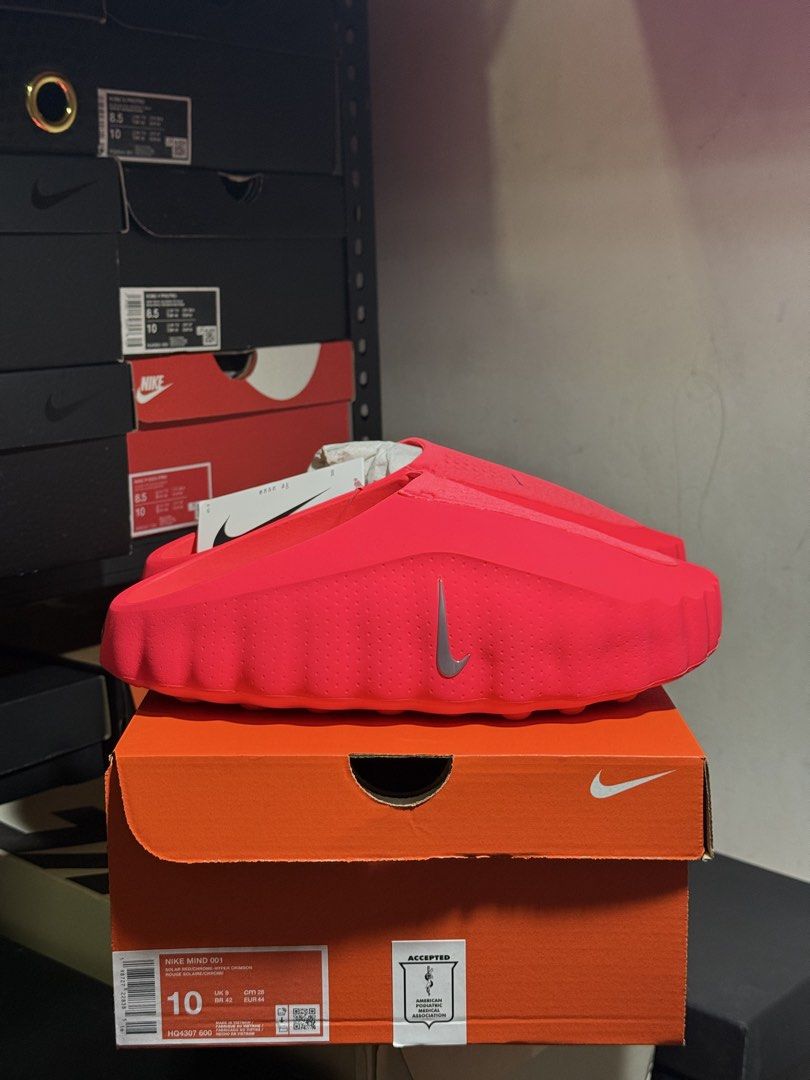 Mind 001 Solar Red (Category: Slippers & Slides) located in Pasay City. Submitted by Secret_Retros (Listing ID 1467747699, Image 1). Description: For sale Mind 001 Solar Red Size 8 / 9 / 10 mens Brandnew onhand ₱6,999 each Pasay.