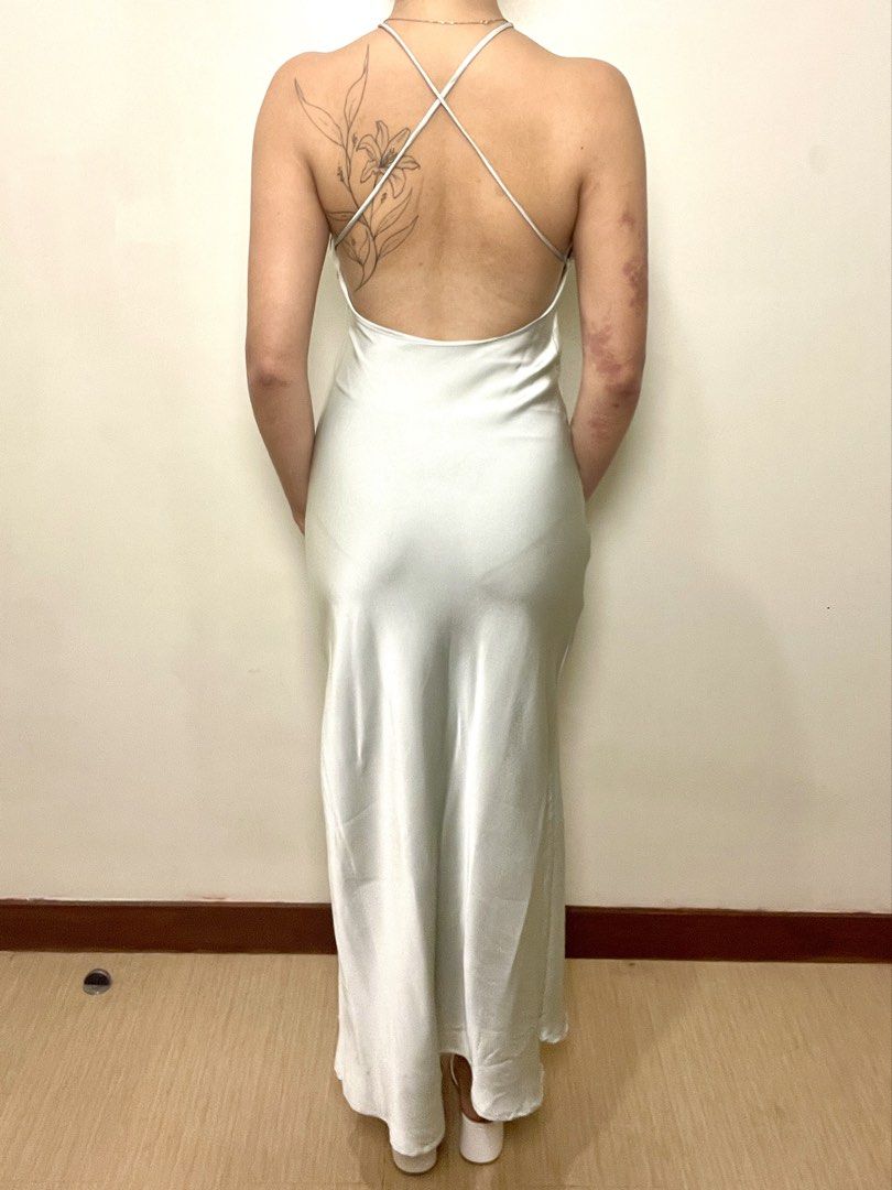 Mint Green Satin Silk Dress (Category: Dresses) located in Pasig City. Submitted by againdarling (Listing ID 1467670931, Image 3). Description: XS-S .
