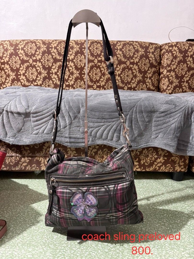 MK Marilyn Sling Bag Two Way (Category: Cross-body Bags) located in Makati City. Submitted by ellabit4379213 (Listing ID 1467740825, Image 2). Description: - Brand/Model: Michael Kors Marilyn Sling Bag - Color: Pink - Design: Structured with top handles and a detachable strap - Hardware: Gold tone with secure zipper closure - Condition: Excellent, clean interior and exterior.