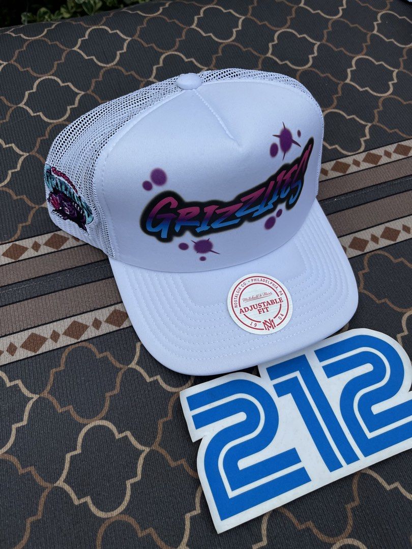 M&n grizzlies (Category: Activewear) located in Muntinlupa City. Submitted by mioky01 (Listing ID 1467784815, Image 2). Description: Brandnew Legit / original / authentic On hand / ready to ship ✈️ Money back guarantee if proven fake 🙌 Fb page : 212 Muntinlupa 📩.
