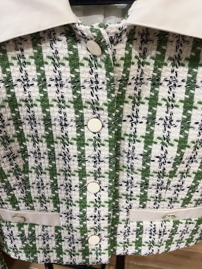 MNG Green Tweed Jacket Size M (Category: Coats, Jackets and Outerwear) located in Makati City. Submitted by grizzlybear95 (Listing ID 1467729091, Image 3). Description: - Brand: MNG - Size: EUR-USA M / MEX M - Colors: Green, white, and black tweed with contrasting cream collar and pocket trim - Details: Button-up front with stylish metallic-rimmed buttons, dual front pockets - Lining: Fully lined interior with a clean fabric finish - Condition: E