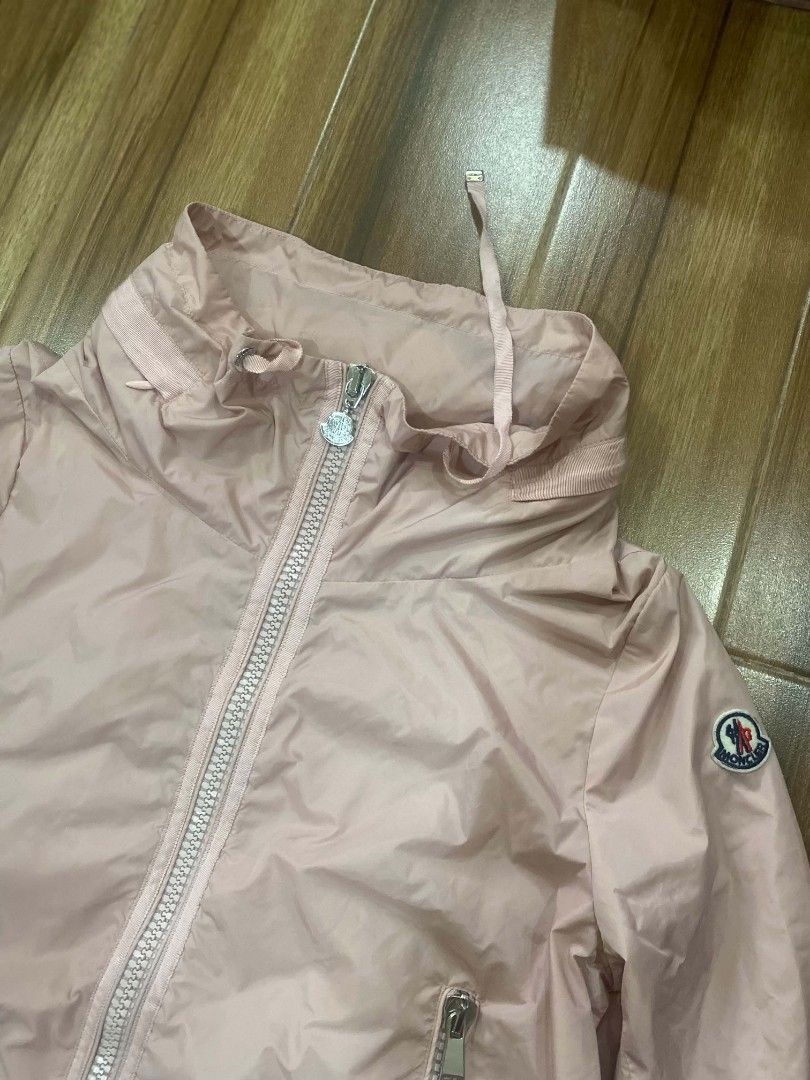 Moncler Hooded Parka (Category: Luxury Apparel) located in Borongan. Submitted by nolithriftt (Listing ID 1467657867, Image 2). Description: .