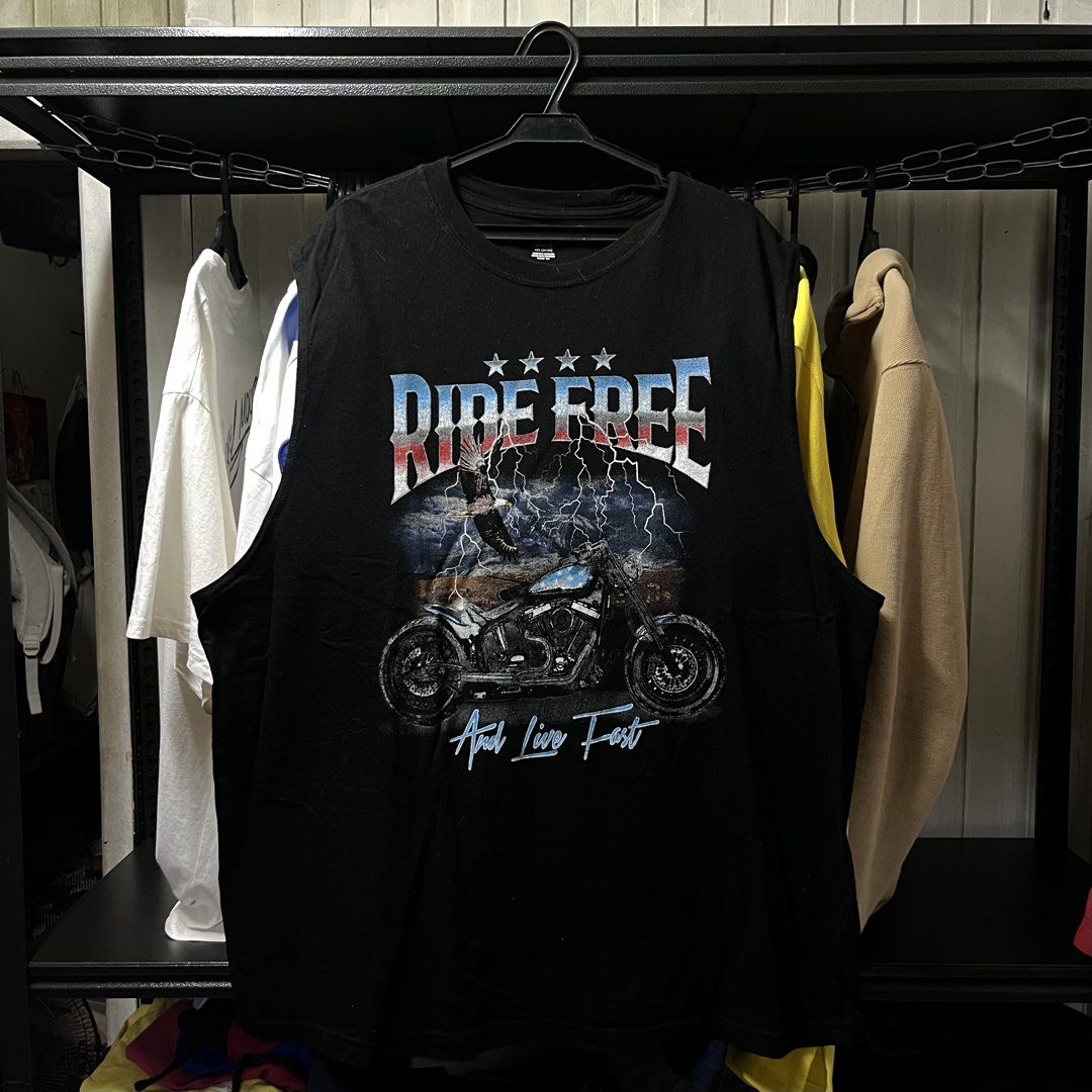 Motorcycle Ride Free Muscle tee (Category: Tshirts & Polo Shirts ) located in Muntinlupa City. Submitted by ninenine.collective (Listing ID 1467607925, Image 1). Description: Motorcycle Muscle tee - 24.5/31.