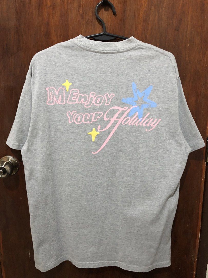 Mr. Enjoy Da Money (Category: Tshirts & Polo Shirts ) located in Pozorrubio. Submitted by iy4dikz (Listing ID 1467727881, Image 3). Description: For Sale! Mr. Enjoy Da Money (Graphic Tee) Chinese Streetwear Size: Medium Length: 28 Width: 21 Excellent Condition Issue cut tag ₱550 + SF Payment 1st Location📍Pangasinan.