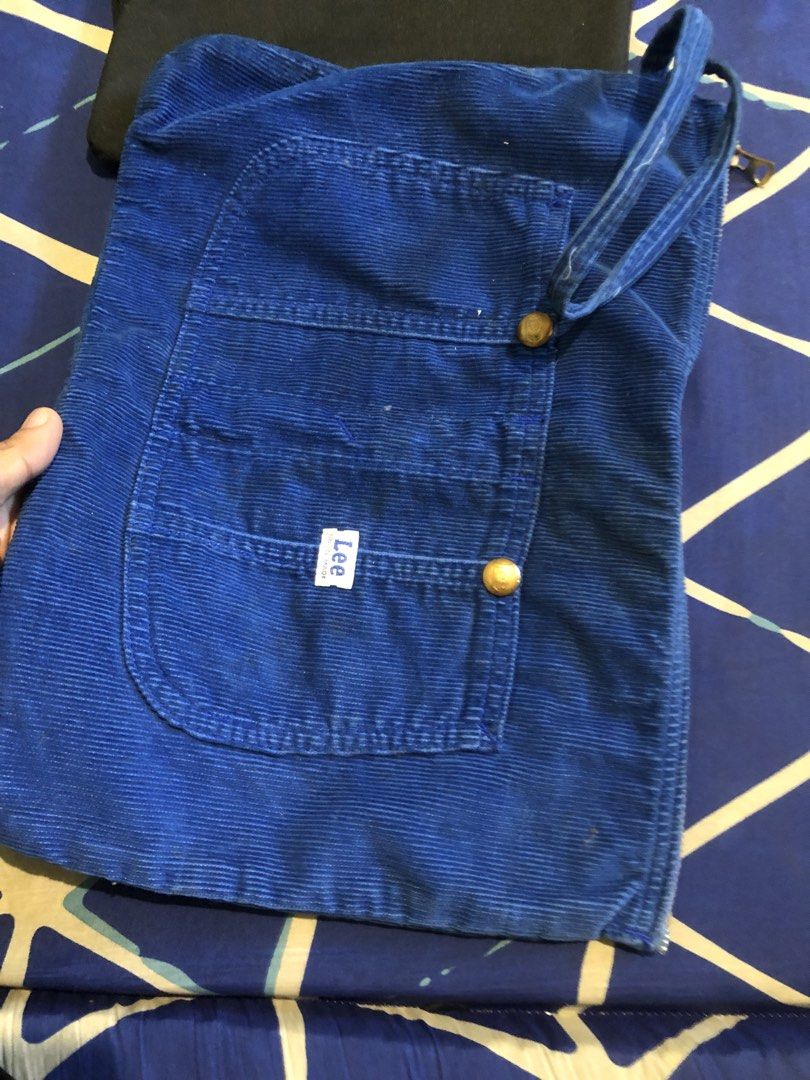 Mr Lee Carry Pouches pair set (Category: Belt bags, Clutches and Pouches) located in Quezon City. Submitted by markgolveo (Listing ID 1467673438, Image 2). Description: Mr Lee Carry Pouches pair set.