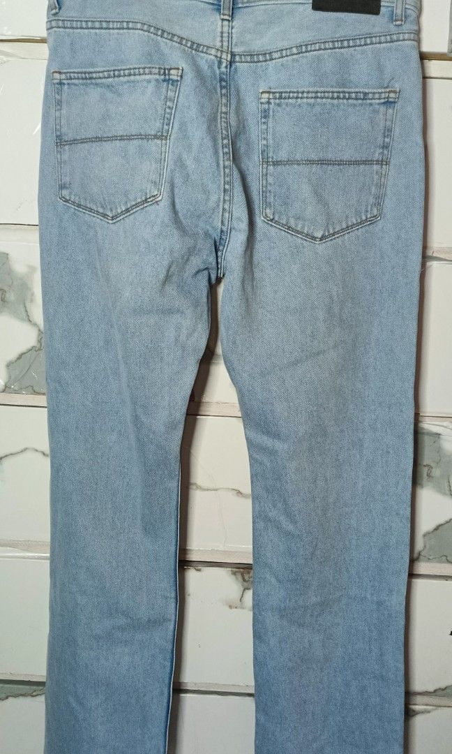 M&S MEN JEANS 35 (Category: Jeans) located in Quezon City. Submitted by ahyazheabea (Listing ID 1467720745, Image 2). Description: .