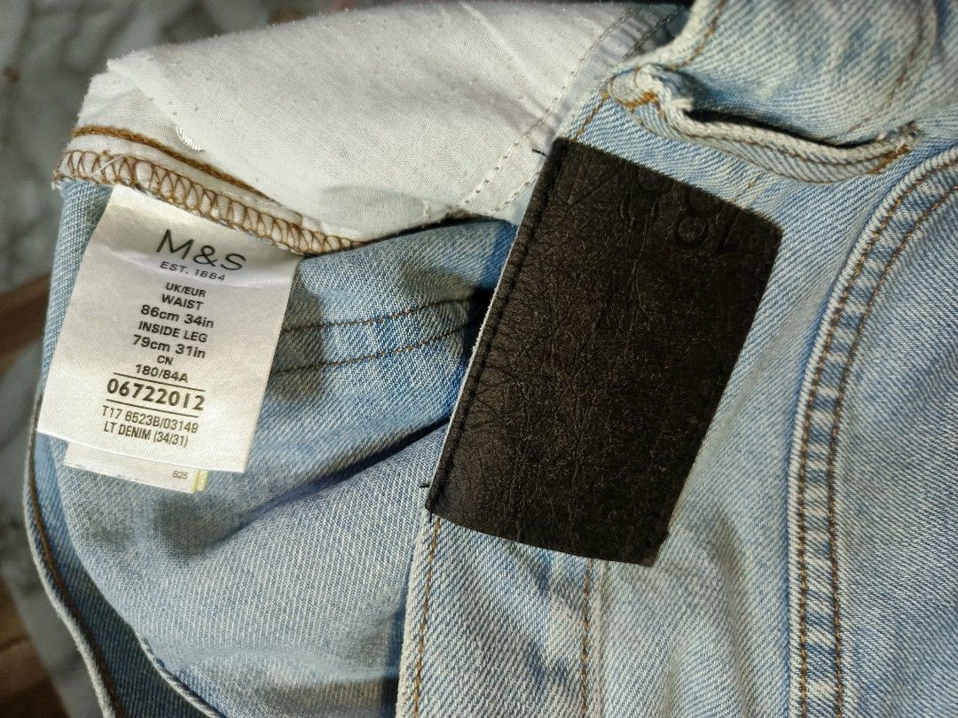 M&S MEN JEANS 35 (Category: Jeans) located in Quezon City. Submitted by ahyazheabea (Listing ID 1467720745, Image 3). Description: .