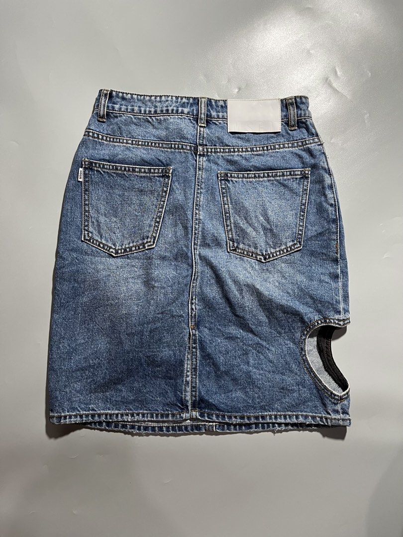 MSGM Womens Denim Skirt (Category: Skirts) located in Quezon City. Submitted by metro_junkie.ph (Listing ID 1467714411, Image 2). Description: MSGM Womens Denim Skirt Size 38 on Tag Measurements: 27” Waist 20” Length 18” Leg Opening Heart Shaped Hole in Side Part Crispy No any Flaw/Issue(s) Authentic All Detail Posted 480 + SF.