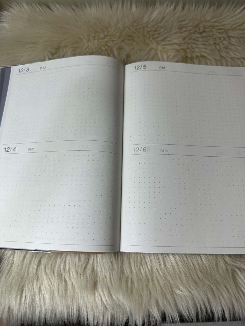 MUJI 2027 A5 Planner (Category: Stationery & School Supplies) located in Taguig. Submitted by snpack (Listing ID 1467716601, Image 2). Description: Muji 2027 Planner - Size: A5 - brand new - got it from Hong Kong Rfs: I prefer the white cover Can also trade it for the white Price is negotiable if get asap.