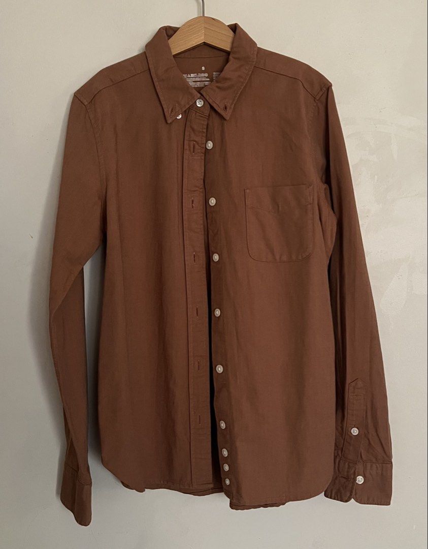 Muji linen blend Ls (Category: Longsleeves) located in Manila. Submitted by ourburstingwardrobe_ (Listing ID 1467698782, Image 2). Description: Size small New condition.