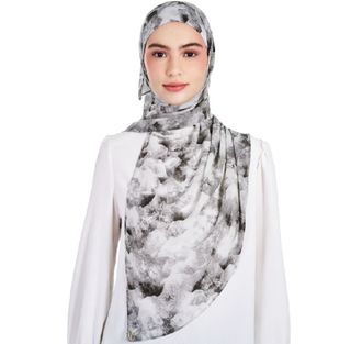 (Category: ) located in . Submitted by feistywardrobe (Listing ID 1467658897, Image 1). Description: .