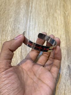 (Category: ) located in . Submitted by wiaglobalstore (Listing ID 1467710795, Image 1). Description: .