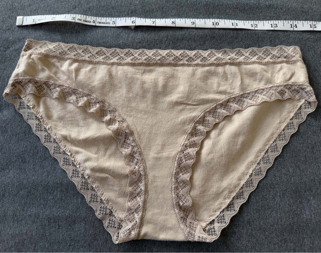 natori large panty (Category: Undergarments & Loungewear) located in San Jose. Submitted by 99ners (Listing ID 1467749429, Image 1). Description: .
