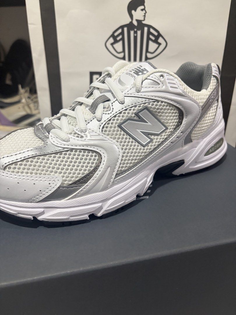 NB 530 US 7.5 W (US 6 M) (Category: Dress Shoes) located in Manila. Submitted by miracleaj (Listing ID 1467765444, Image 1). Description: Brand new NB 530 US 7.5 Women US 6 Men.