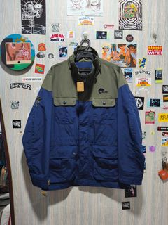 (Category: ) located in . Submitted by thethriftproject082 (Listing ID 1467794392, Image 1). Description: .