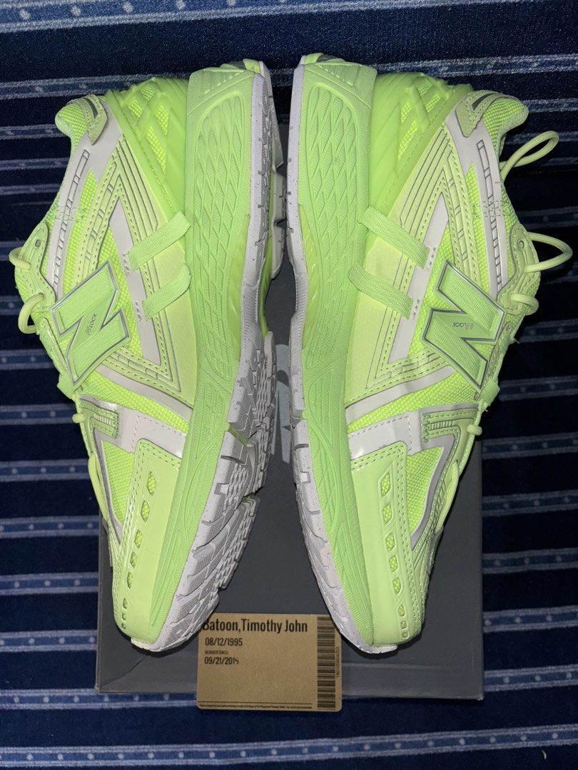 New Balance 1906A (Category: Sneakers) located in Pasig City. Submitted by timmybatoon (Listing ID 1467661654, Image 3). Description: New Balance 1906A Brand New with OG Box Size: 10 Price: 3,500 pesos.
