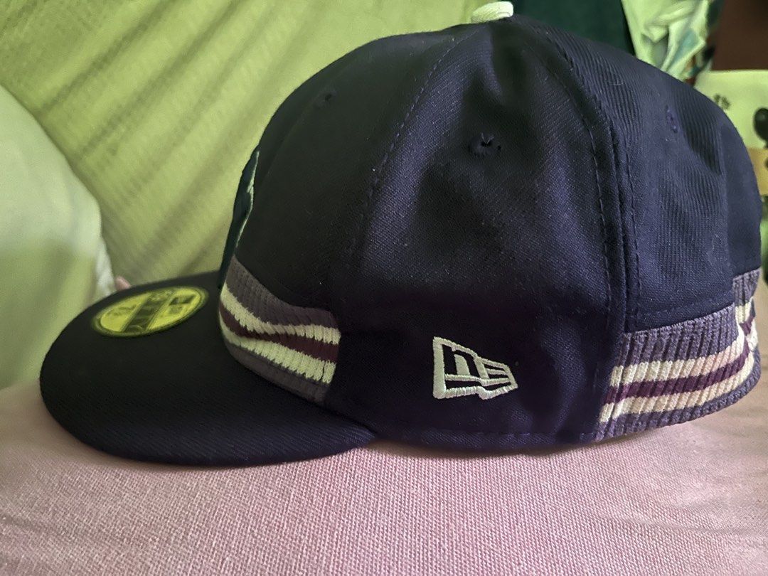 New era cap (Category: Caps & Hats) located in Manila. Submitted by thriftstoreph (Listing ID 1467682349, Image 2). Description: .