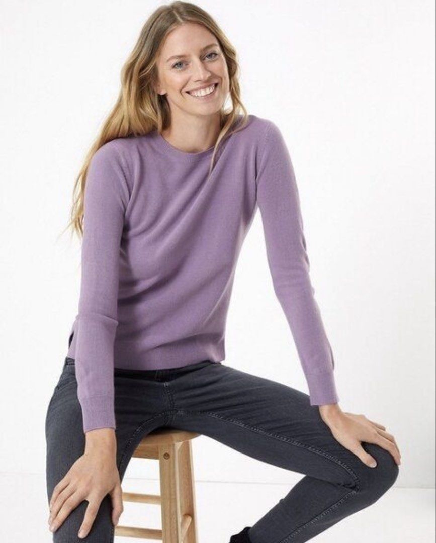 NEW M&S knitted top (Category: Others Tops) located in San Jose del Monte. Submitted by senorita_wella (Listing ID 1467773421, Image 2). Description: Fit medium to large.