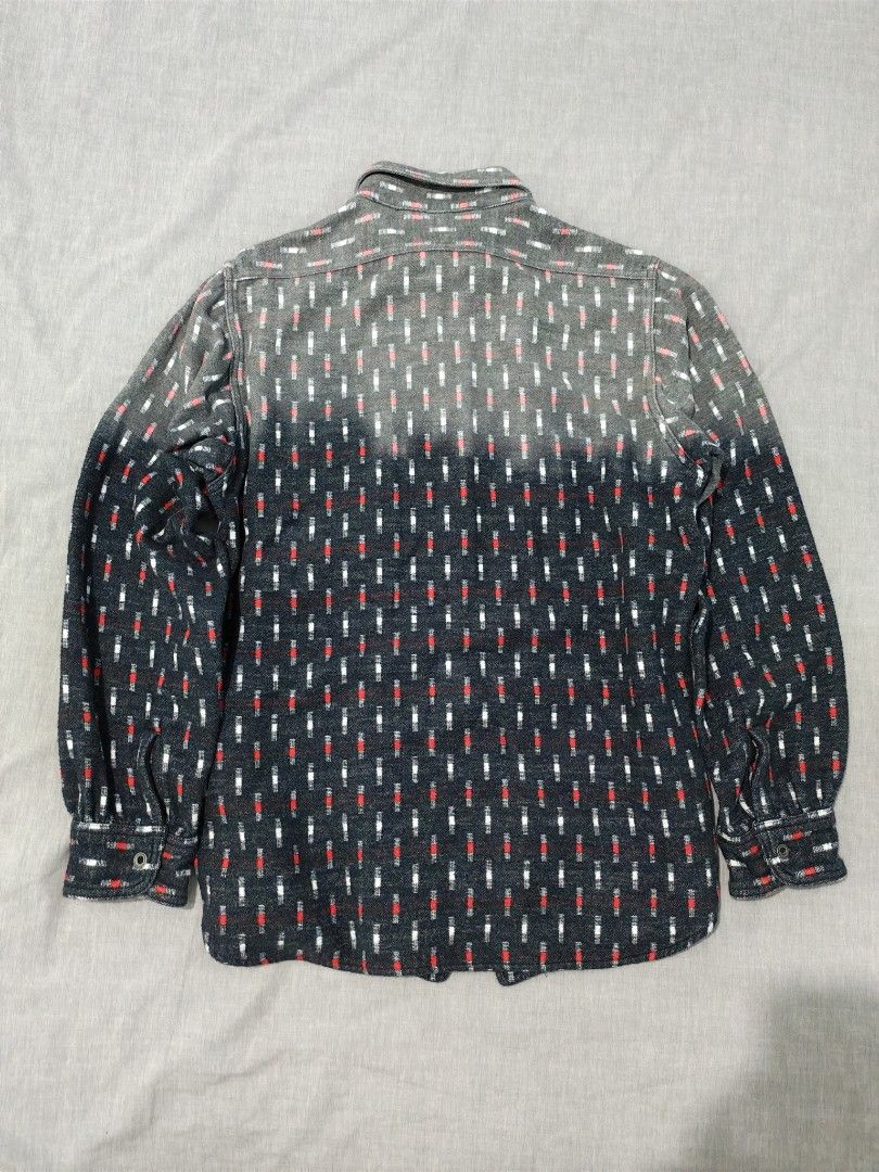 Nigel cabourn zip up motorcycle shirt (Category: Tshirts & Polo Shirts ) located in Baguio. Submitted by used_clothing2600 (Listing ID 1467765068, Image 2). Description: Nigel cabourn zip up motorcycle shirt ozone bleach waldes zipper made in japan size 46 verygood condition pit to pit 21.5 length 30 shoulders 17 sleeve length 25.5 P 2,880.