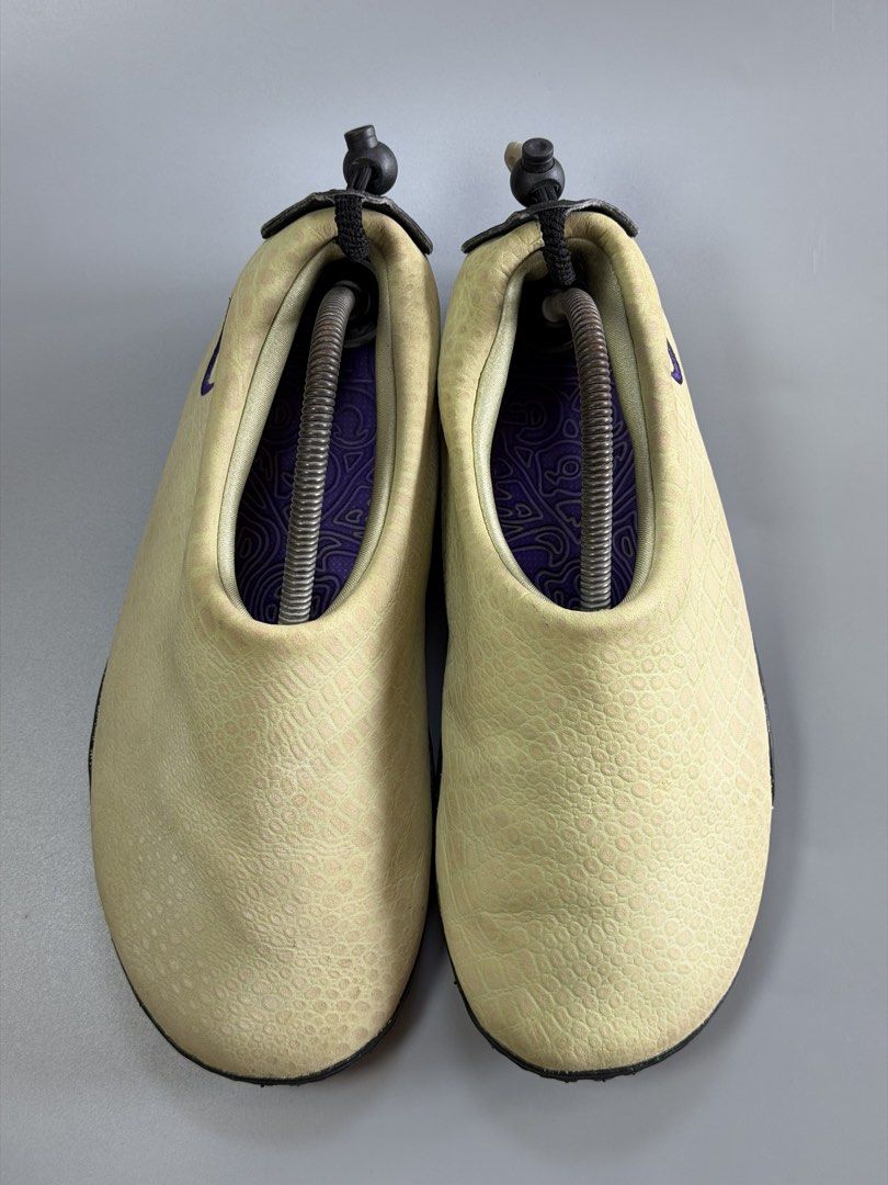 Nike Acg Moc Premium (Category: Sneakers) located in Manila. Submitted by thriftfinds_dvo (Listing ID 1467761343, Image 2). Description: Nike ACG Moc Premium Croc Cacao Wow Excellent condition Size us 8 euro 41 Price:2,500 Loc:davao city.