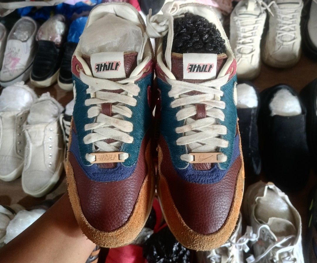 NIKE AIR MAX 1 (Category: Sneakers) located in Bayugan. Submitted by retroshoesphilippines (Listing ID 1467689843, Image 3). Description: .