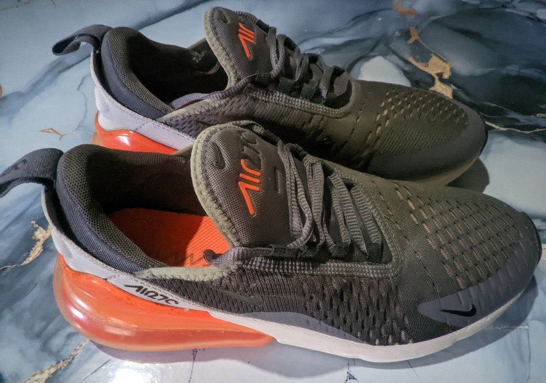 Nike air max 270 (Category: Casual Shoes) located in Tayug. Submitted by jhedgalvez (Listing ID 1467637094, Image 2). Description: Size US 8 / EUR 41 Condition 6.5/10 - No Box Air bubble SOLID, no leak Colorway: Anthracite / Hot Punch Orange (AH8050-024) ₱2,4 00 Nego! the bubbles only have some minor scratches but not leaking.