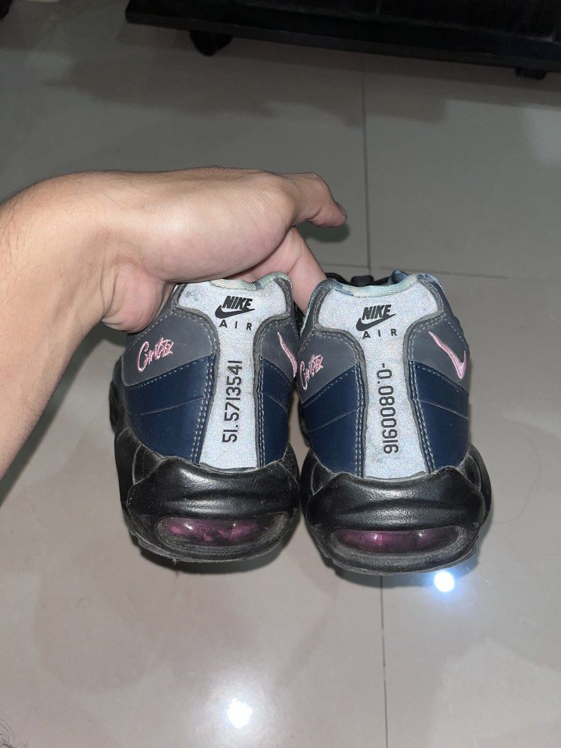 Nike Airmax 95 Corteiz R3ps (Category: Sneakers) located in Makati City. Submitted by ianroyyy (Listing ID 1467754702, Image 3). Description: R3ps not Authent1c Eur 44 US 10, but it fits like US 9.5. No Box Hindi ko na nagagamit. Thrice ko lang nagamit to. Bought from Rareshoeshop sa sh0p33. Lalamove shipping or LBC .