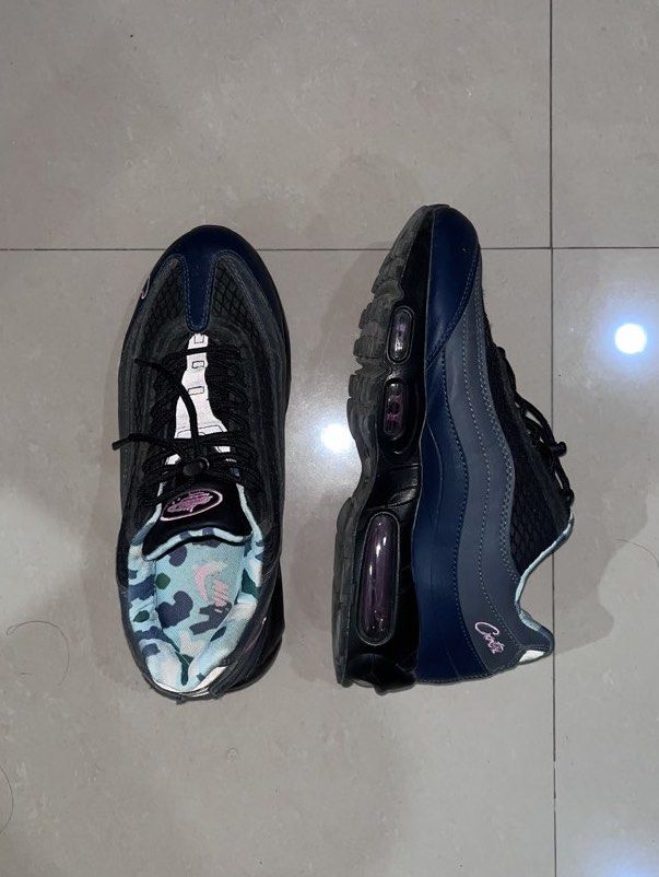 Nike Airmax 95 Corteiz R3ps (Category: Sneakers) located in Makati City. Submitted by ianroyyy (Listing ID 1467754702, Image 2). Description: R3ps not Authent1c Eur 44 US 10, but it fits like US 9.5. No Box Hindi ko na nagagamit. Thrice ko lang nagamit to. Bought from Rareshoeshop sa sh0p33. Lalamove shipping or LBC .