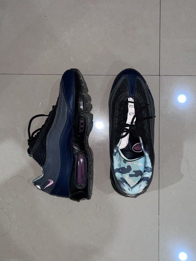 Nike Airmax 95 Corteiz R3ps (Category: Sneakers) located in Makati City. Submitted by ianroyyy (Listing ID 1467754702, Image 1). Description: R3ps not Authent1c Eur 44 US 10, but it fits like US 9.5. No Box Hindi ko na nagagamit. Thrice ko lang nagamit to. Bought from Rareshoeshop sa sh0p33. Lalamove shipping or LBC .