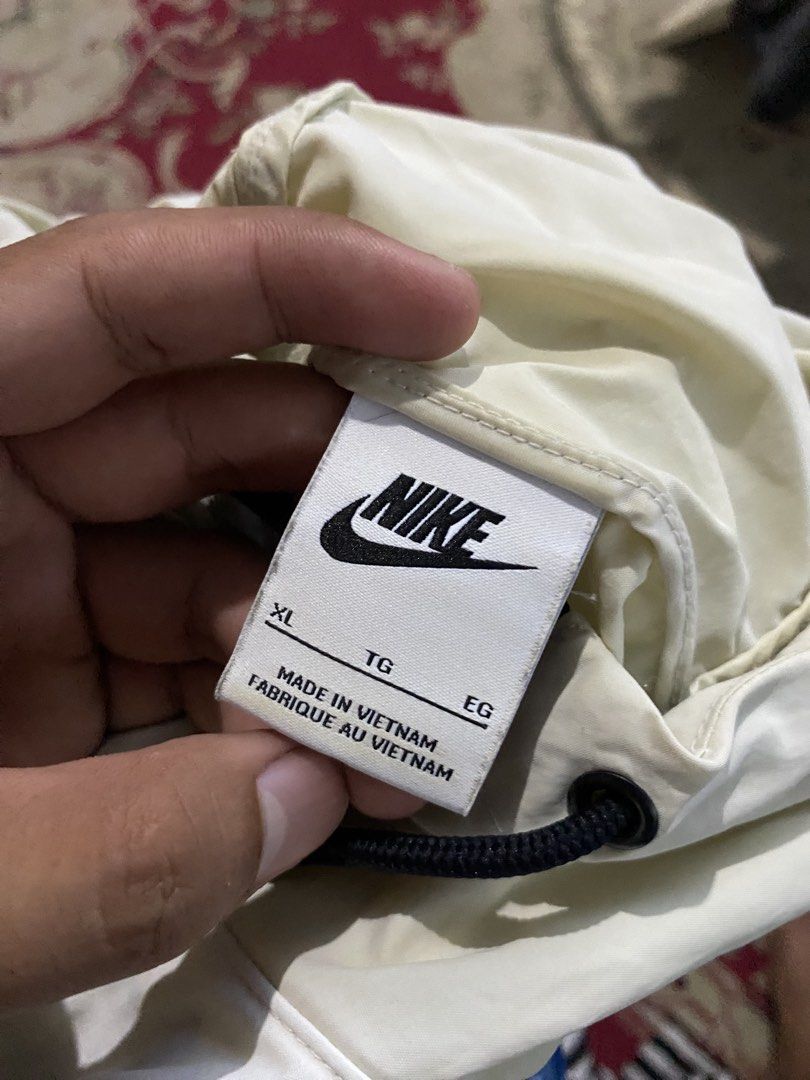 Nike Authorized Personnel Windbreaker (Category: Coats, Jackets and Outerwear) located in Cebu City. Submitted by rustyyyyy. (Listing ID 1467661413, Image 3). Description: W 23 L 27 Excellent condition.