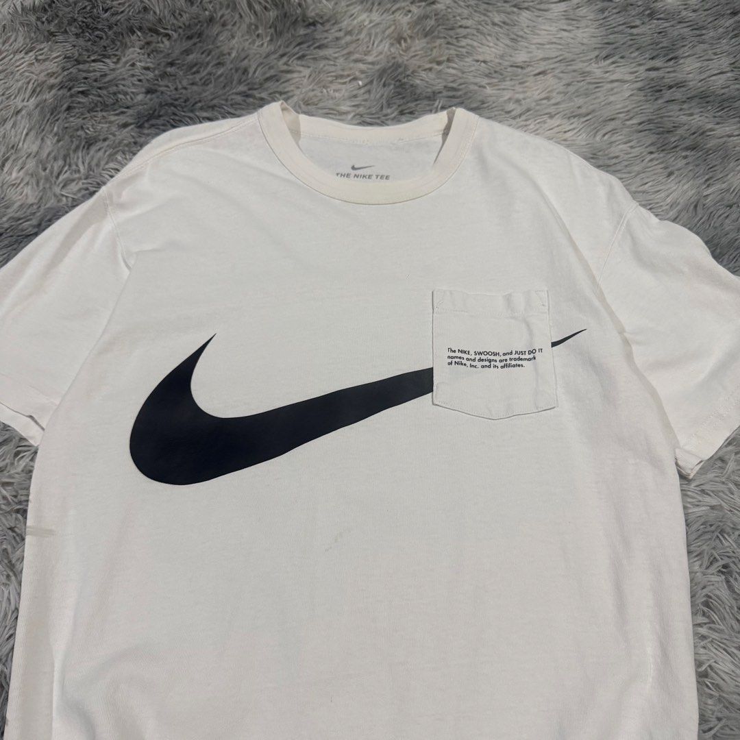 Nike Big Swoosh Shirt (Category: Tshirts & Polo Shirts ) located in Mandaluyong City. Submitted by iamkageki (Listing ID 1467733154, Image 2). Description: Sz M 21x28.