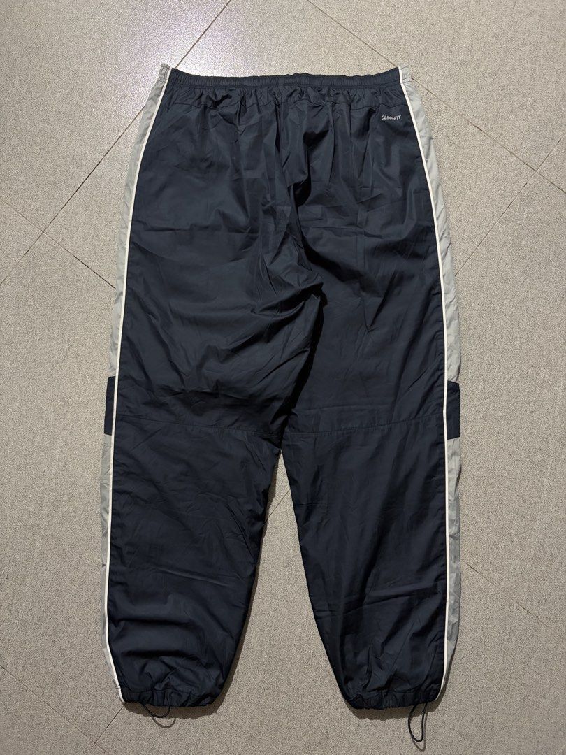 Nike Clima-Fit Nylon Track Pants (Category: Activewear) located in Talisay. Submitted by re_sell01 (Listing ID 1467671740, Image 2). Description: Nike Clima-Fit Nylon Track Pants XL Mens Waistline 34-40” Length 42” Color: Navy Blue/Silver Grey Good Condition.