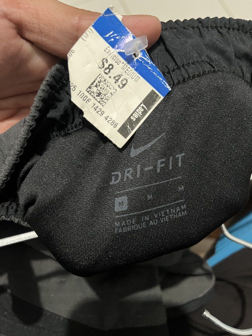 Nike dri-fit running short (Category: Activewear) located in Cebu City. Submitted by thrift.sht (Listing ID 1467712174, Image 3). Description: NIKE Dri-FIT Tempo Running Shorts Black - Women's - Gym / Running ✔ Brand: NIKE - Legit ✔ Size: S-M (garterized waist) ✔ Color: Black ✔ Condition: 9/10 - no flaw, good as new ✔ With inner brief Perfect for: - Gym / Workout - Running / Jogging - Daily 📍 Cebu Ship via J&T.