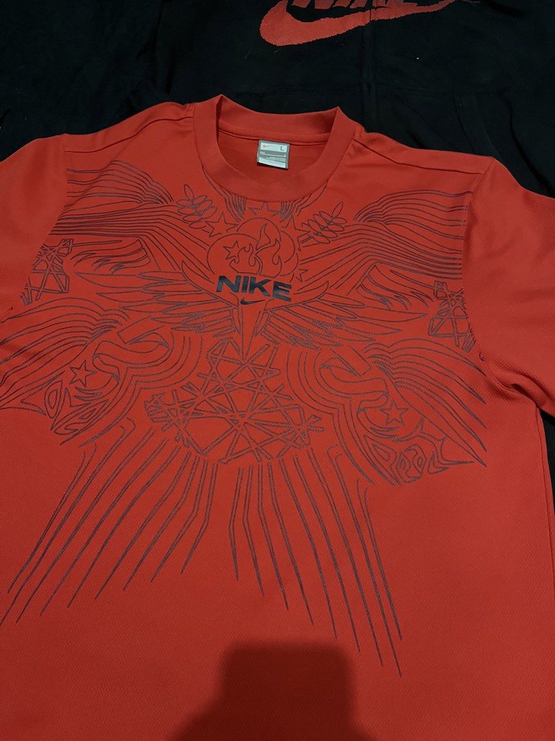 nike dryfit tee (Category: Activewear) located in Pasay City. Submitted by metro_thrift (Listing ID 1467645673, Image 2). Description: no issue good condition 21x27.