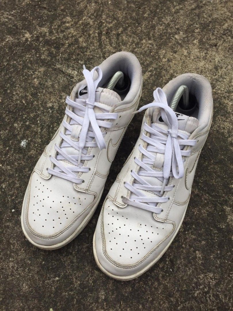Nike Dunk Low size 9.5 Triplewhite Shoes (Category: Sneakers) located in Naga. Submitted by bonethugz1822 (Listing ID 1467736929, Image 3). Description: 1500 shipped na Verygood condition 9/10 No issues need wash lang As is.