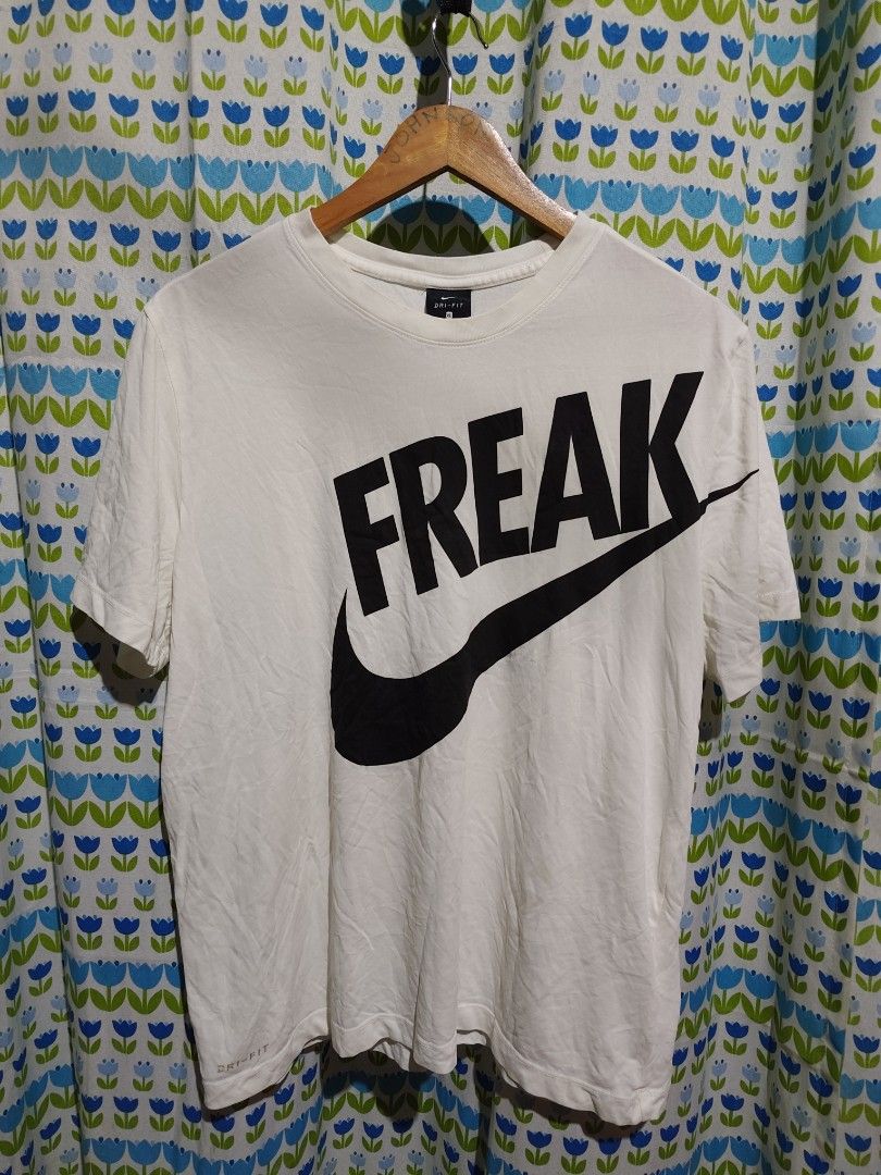 Nike Freak 🔥 (Category: Tshirts & Polo Shirts ) located in Tabaco. Submitted by thrifttobecool (Listing ID 1467741792, Image 1). Description: Very Good Condition 💯 9.6/10 Color Rate 💯 21 Width 📌 26 Length 📌 M ( mem ) 📌 L ( women ) 📌 350 ✅ + sf 📌 Location Bicol ✅.