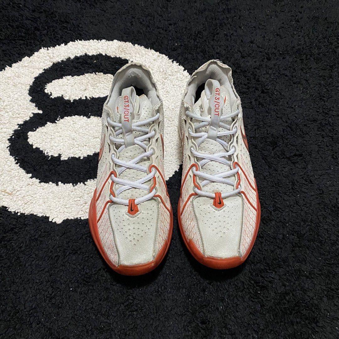 Nike GT Cut (Category: Sneakers) located in Danao, Cebu. Submitted by sneaks_cebu (Listing ID 1467819828, Image 2). Description: Nike GT Cut Size 9us 27cm -minor drags Php 1,850.