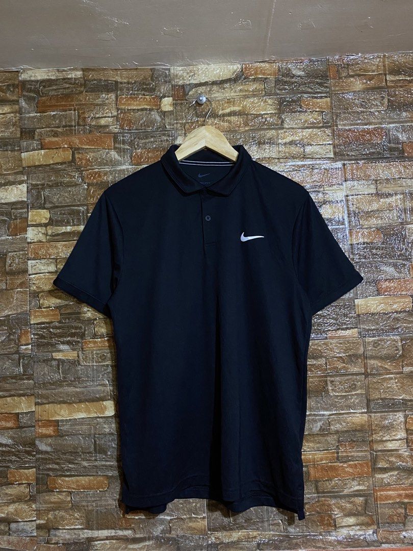 NIKE POLO DRIFIT SHIRT (Category: Tshirts & Polo Shirts ) located in Cebu City. Submitted by arsenyong (Listing ID 1467745311, Image 1). Description: 21.5 by 27-28 Excellent 10/10 color ate No issue Best fit large .