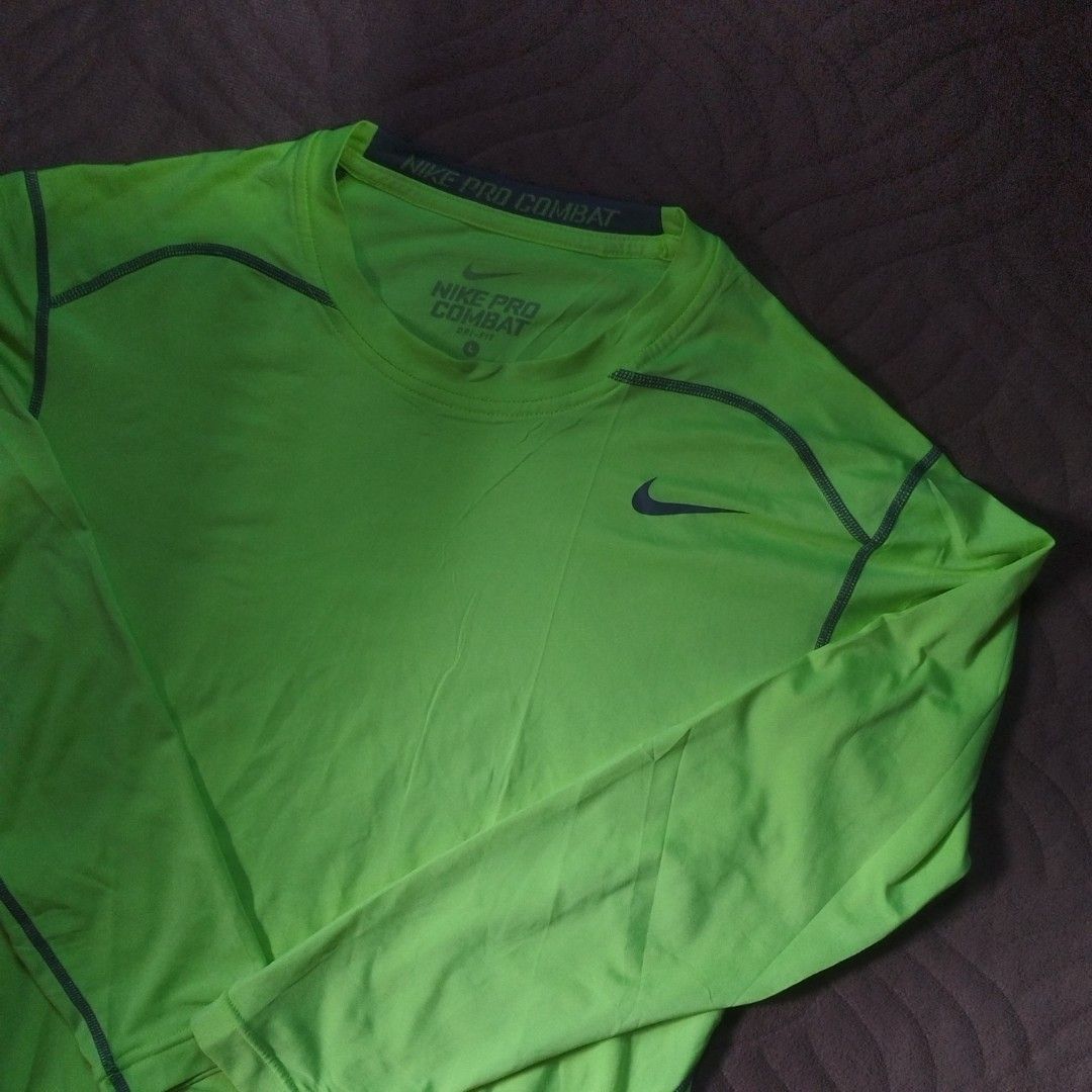 Nike Pro Combat Hyperwarm Core 2.0 Compression Long-Sleeve Top (Category: Activewear) located in Davao. Submitted by giyuu06 (Listing ID 1467658605, Image 2). Description: Nike Pro Combat Hyperwarm Core 2.0 Compression Long-Sleeve Top | Large | Excellent Condition L 29 W 18.