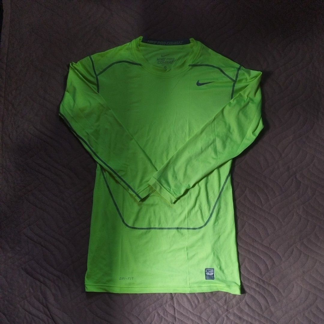 Nike Pro Combat Hyperwarm Core 2.0 Compression Long-Sleeve Top (Category: Activewear) located in Davao. Submitted by giyuu06 (Listing ID 1467658605, Image 1). Description: Nike Pro Combat Hyperwarm Core 2.0 Compression Long-Sleeve Top | Large | Excellent Condition L 29 W 18.