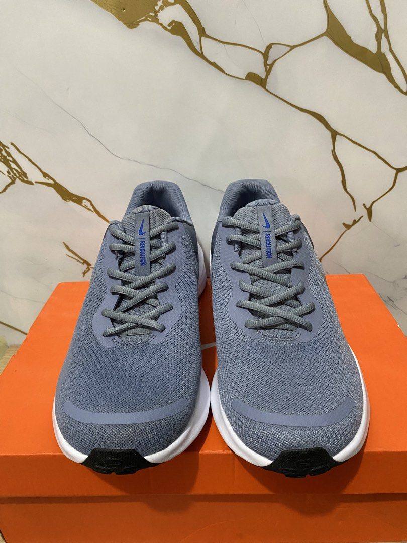NIKE REVOLUTION 7 ROAD RUNNING (Category: Sneakers) located in Talisay. Submitted by hustlethrift_2600 (Listing ID 1467647908, Image 3). Description: BELOW SRP DEAL (ONHAND PAIRS) ₱1,699 ONLY! (SRP ₱2,895) NIKE REVOLUTION 7 ROAD RUNNING 11 US 45 EURO USED ONCED | COMPLETE BOX 👟 100% Authentic/Legit 📦 Ready to ship 🚚 J&T (Door to door) & Maxim 📍 Dumlog Talisay City, Cebu.