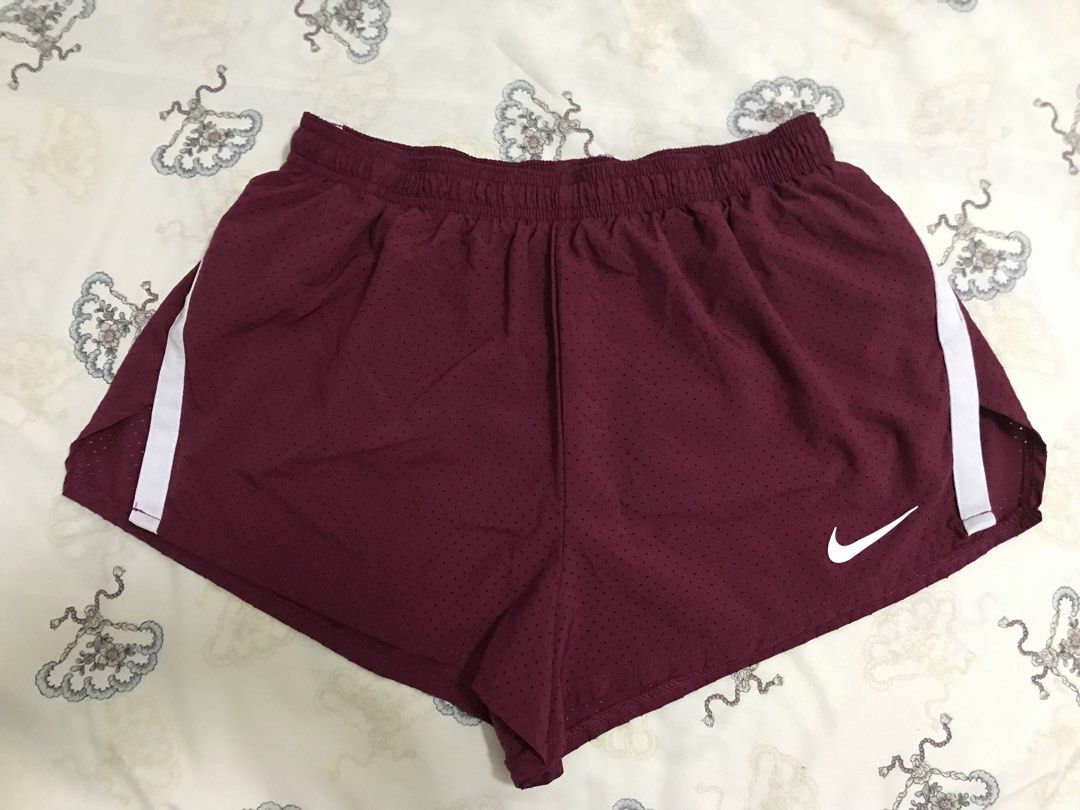 Nike Running Short (Category: Activewear) located in Manila. Submitted by freshlemon58885 (Listing ID 1467731214, Image 1). Description: Looks New Made in Vietnam With slit type With inner cycling Rubberized Logo.