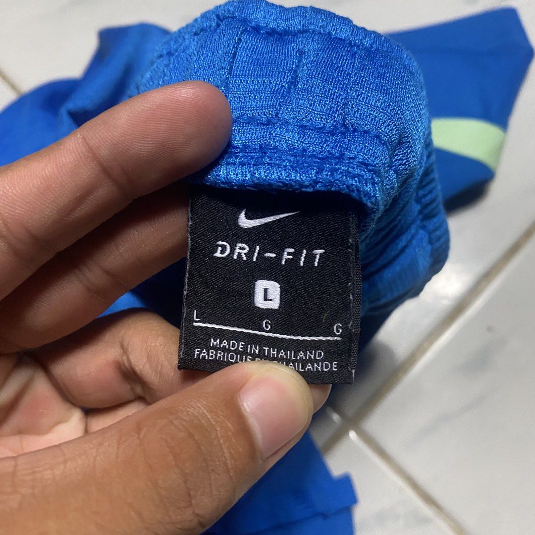 Nike Sideswoosh Blue Shorts (Category: Shorts) located in Camiling. Submitted by camthrift_2024 (Listing ID 1467722157, Image 2). Description: N1KE HBR SIDE SWOOSH SHORTS DRI-FIT WAIST:22-34 (WITH LACE) S-M THIGH: 11 LENGHT: 22 LEG OPENING/HEM: 12 COLOR RATE:10/10 ISSUE:2 minimal pinhole (not visible) ₱350 PEDE VC SA JNT SHIP NOW OPEN FOR TERMS UNLI VOUCH GCASH JNT CAMILING, TARLAC📌 - Brand: Nike - Style: Dri-FIT athletic shorts (Style Code: 822