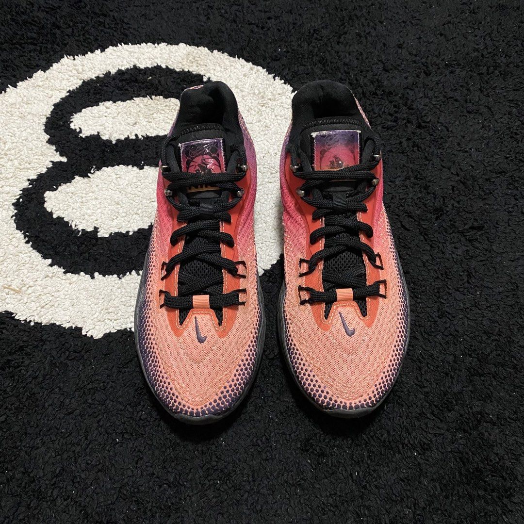 Nike ST Flare (Category: Sneakers) located in Danao, Cebu. Submitted by sneaks_cebu (Listing ID 1467819598, Image 2). Description: Nike ST flare Size 9.5us 27.5cm -scratches Php 1,650.