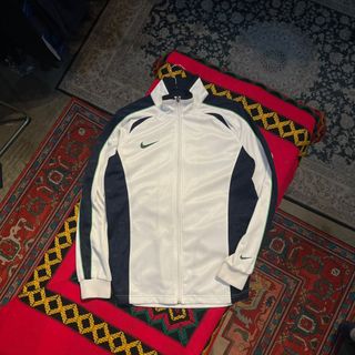 (Category: ) located in . Submitted by vintagelism.clothing (Listing ID 1467705862, Image 1). Description: .