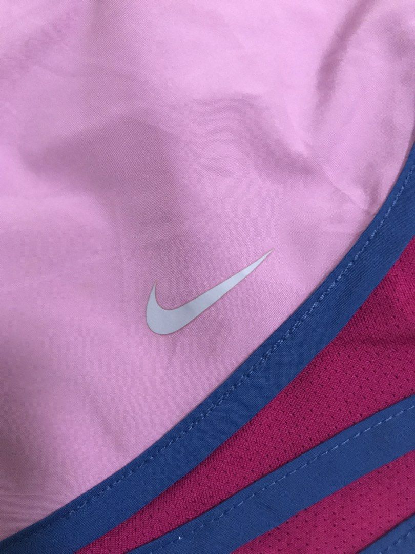 Nike Tricolor Running Short (Category: Activewear) located in Manila. Submitted by freshlemon58885 (Listing ID 1467731712, Image 3). Description: With Inner underwear Adjustable string Band No issue Small.